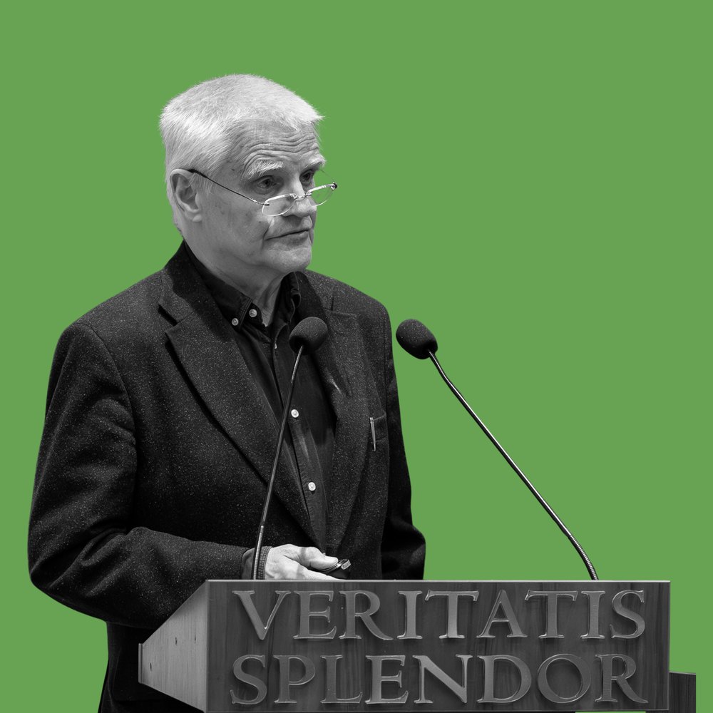 Prof. Bogdan de Barbaro podczas wystąpienia